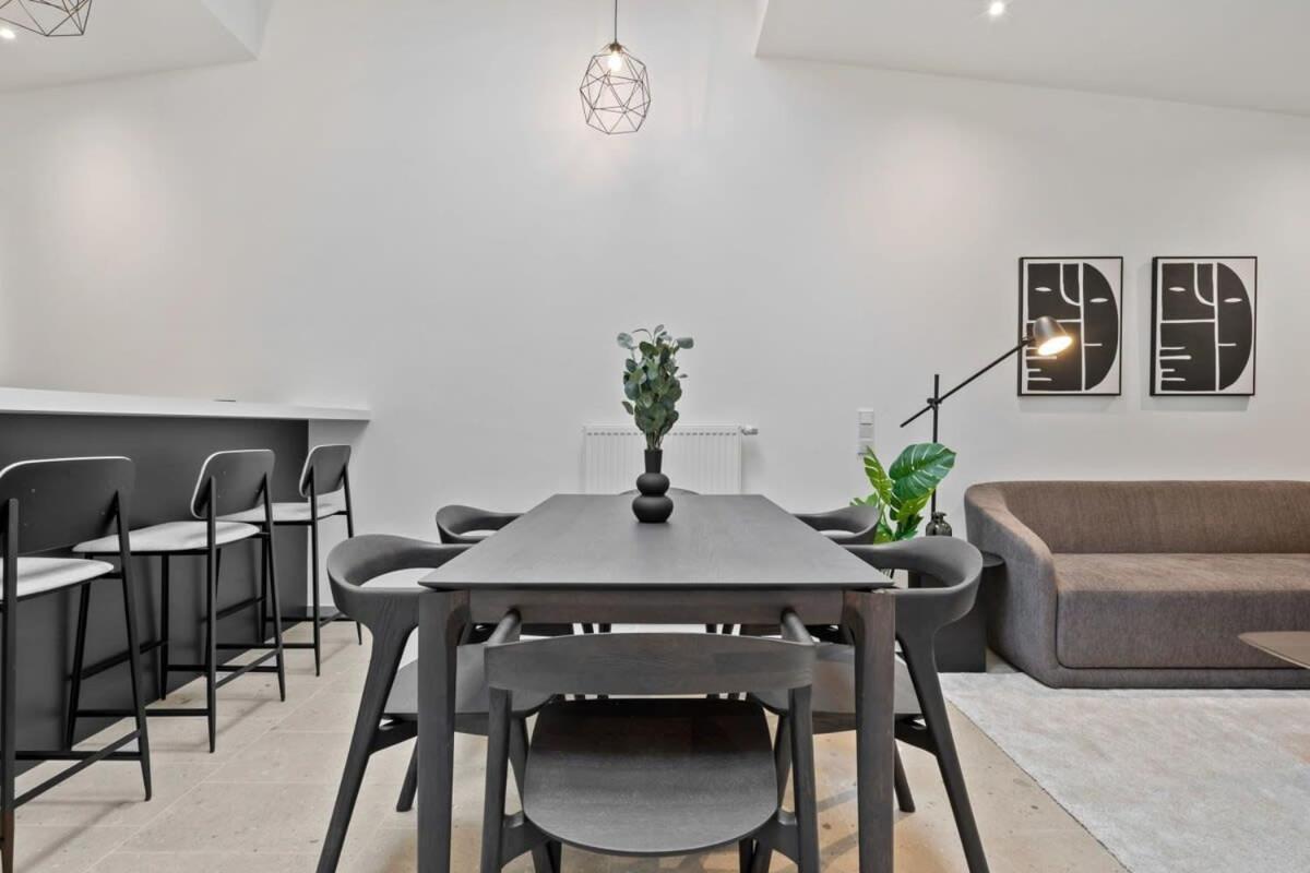 Apartamento Luxurious 2Br Apt With Balcony In Luxemburgo Exterior foto