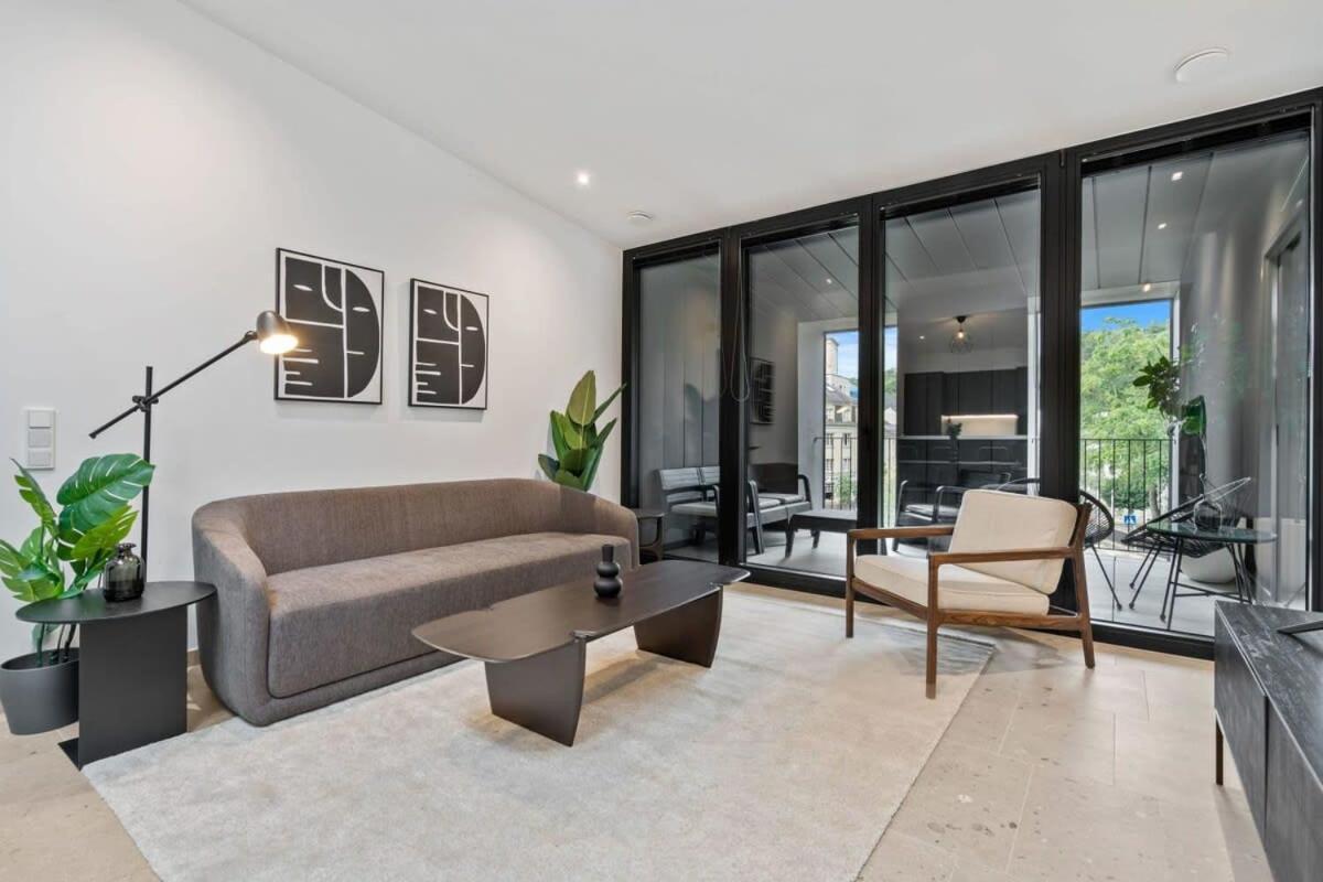 Apartamento Luxurious 2Br Apt With Balcony In Luxemburgo Exterior foto